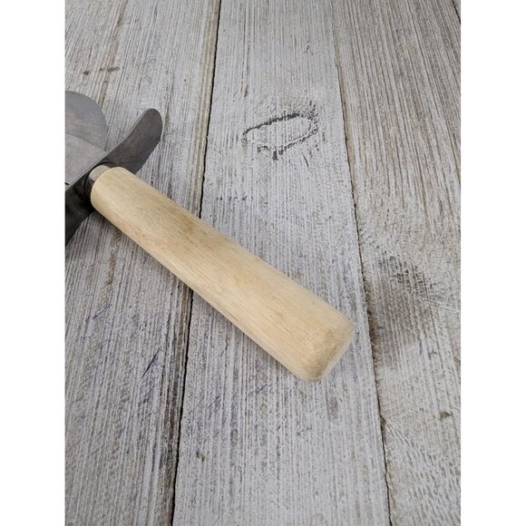 Sassafras Pizza Cutter Blade 2 3/8" Diameter 7" Stainless Steel Wood handle - Picture 3 of 6